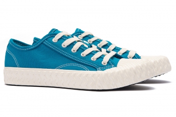 Light blue cotton shoes